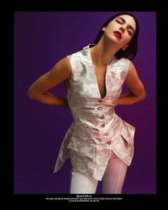 Kendall-Jenner-Model06.thumb.jpg.46672b67c6b5a1af56cc59b14decbe12.jpg