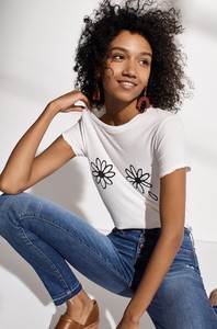 Madewell-Denim-Spring-2018-Lookbook03.thumb.jpg.6f0782f3384601b8a11a60f307702480.jpg