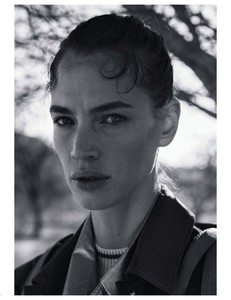 Marie_Claire_France_-_Mars_2018-52.jpg
