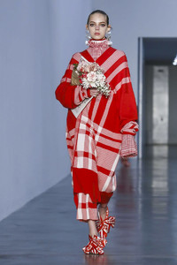 Mother-of-Pearl-RTW-FW18-London-2117-1519056625-bigthumb.jpg