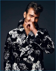 Nyle-DiMarco-2016-Photo-Shoot-Prestige-Runway-Hong-Kong-001.jpg