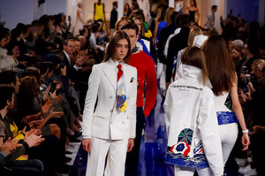 Ralph-Lauren-RTW-FW18-New-York-5128-1518434976-bigthumb.jpg