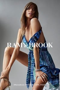 Ramy-Brook-spring-2018-ad-campaign-the-impression-08.thumb.jpg.c0ecaeb667c445d22b69fe11097258ce.jpg