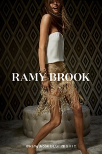 Ramy-Brook-spring-2018-ad-campaign-the-impression-09.thumb.jpg.eda41bd30f4b1e1baa4be4b726cdf712.jpg