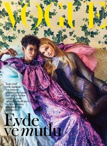 Romee-Strijd-Dilone-Cover-Editorial01.thumb.jpg.21f5e7494efb481fc44c79cdc7a18e6d.jpg