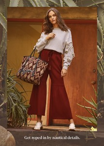 See-Chloe-Resort-2018-Shopbop-Lookbook04.thumb.jpg.477b32fdbb8535368c5f9704ca385e98.jpg