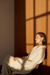 TSE-Cashmere-Fall-2018-Giedre-Dukauskaite-38.thumb.jpg.1343c679fdfd4bcd744c0c3f14945d4d.jpg