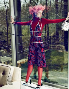 TatlerRU_Sept2014_InspirationColor_004.thumb.jpg.2ff97350d0e241354cff5a1c1a7f351d.jpg
