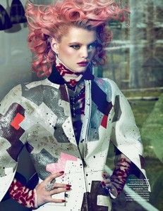 TatlerRU_Sept2014_InspirationColor_008.thumb.jpg.43a682f98361eebc2c0a2f99d402b4e9.jpg