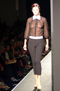 alessandro-del-acqua-ss-2001-1.thumb.jpg.bfcf4c7fe8c40731bbcb2225342252de.jpg