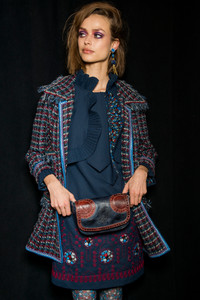 anna-sui-bks-v-rf18-0657.thumb.jpg.0b9dfb9d4821ad2d33499f6420d35bf9.jpg