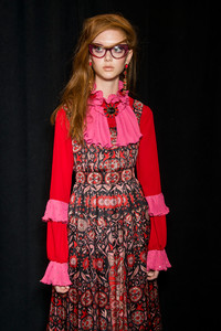anna-sui-bks-v-rf18-0678.thumb.jpg.8ea8e069483608ebad03f9d5ff8678e2.jpg