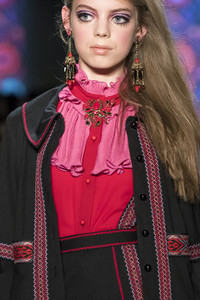 anna-sui-clp-rf18-0138.jpg