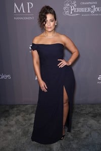 ashley-graham-2018-amfar-gala-in-nyc-7.jpg