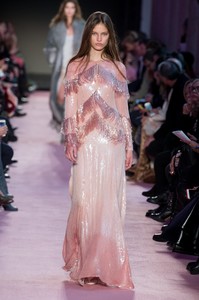 blumarine-rf18-0358.thumb.jpg.da88e0b6e65d007dd642a0e9b944dc97.jpg