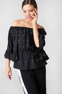 boohoo_pearl_embellished_top_1506-000160-0002_01a.jpg