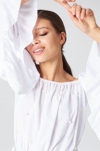 boohoo_pearl_ruffle_blouse_1506-000156-0001_04g.jpg