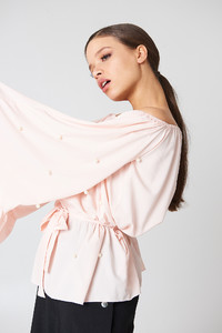 boohoo_pearl_ruffle_blouse_1506-000156-0321_04g.jpg