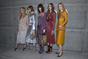 bottega-veneta-bks-v-rf18-8443.thumb.jpg.c25a31868630db882b537fca21a66caf.jpg