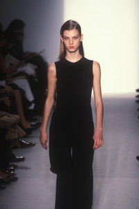 calvin-klein-fw-1997-2.thumb.jpg.69dd3f2282a4049c418d7fcdec39154e.jpg