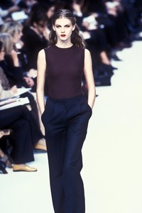 cerruti-fw-1997-2.thumb.jpg.a873093293f773742d81040a18e63a59.jpg