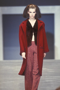 chanel-fw-1997-2.thumb.jpg.b263aa794742b9d28d696f6edc35ff34.jpg