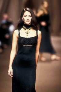 christian-lacroix-ss-1994-13.thumb.jpg.fcd79d7a6f2ba22a057c423ba0acff83.jpg