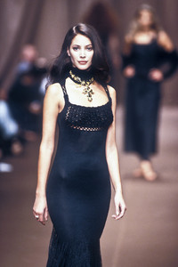 christian-lacroix-ss-1994-14.thumb.jpg.5ac02657eaaf4d790534ad4c043e3a27.jpg