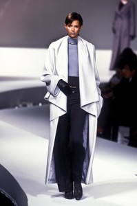 claude-montana-fw-1997-2.thumb.jpg.f950d45d91efb52b91577f1eb2470c53.jpg