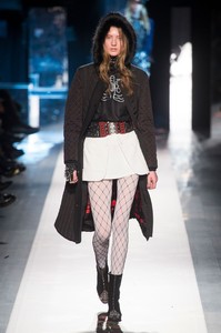 desigual-rf17-0450.thumb.jpg.b91d7976fbe4df0afa4706397b97c9b8.jpg