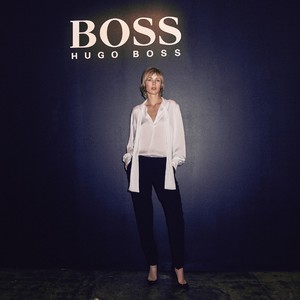 edie_boss_aw18_vogue_2063.thumb.jpeg.520c4aa9393d9cbe272df986b201137c.jpeg