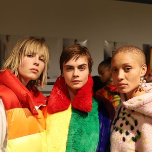 edie_burberry_feb18_sammcknight1.thumb.jpg.d350edda397e2bfa112baf4abd85548e.jpg