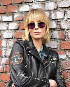edie_fendi_aw18_beforeshow_jonathancarrillo.thumb.jpg.ba76433bfbab5ffc1d9db62fcd7c7bf4.jpg