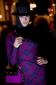 edie_marcjacobs_aw18_marcjacobs.thumb.jpg.209dd8138e562d67995e7159fc6827d5.jpg