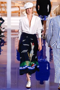 edie_ralph_lauren_ss18_nytimes.thumb.jpg.db51135da94cd1b3ad7796a19dcadd47.jpg