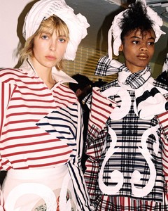 edie_symondspearmain_aw18_fashioneast.thumb.jpg.bba0f9524019b69e0a558785bce82c9b.jpg