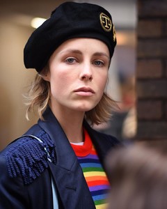 edie_symondspearmain_aw18_leeam1989.thumb.jpg.ac0f5515ce455deedc191f15f79ed4fa.jpg