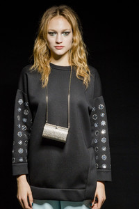 emporio-armani-bks-g-rf18-1078.thumb.jpg.2c3f8207ff6b1bf98d3765d6a538fa81.jpg