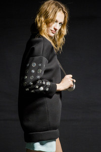 emporio-armani-bks-g-rf18-1087.thumb.jpg.693bc019880e4386a87c8b226897d0d5.jpg
