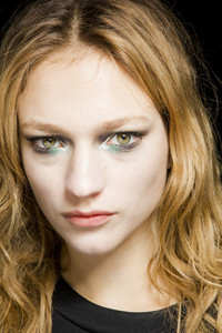 emporio-armani-bks-g-rf18-1097.thumb.jpg.8d76d3647acb8e7ad2451da47f53f106.jpg