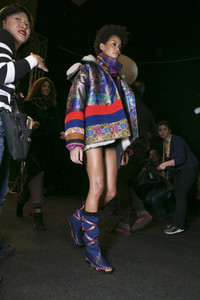 etro-bks-i-rf17-6909.thumb.jpg.206bdabcd7b678eca170b8faa1997391.jpg