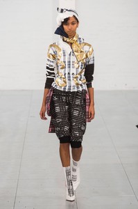 fashion-east-rf18-1331.thumb.jpg.e7c7f2106923651f9691001415d5f29a.jpg