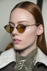 fendi-bks-f-rf18-4142.thumb.jpg.223b9c925e01d22afed30c87b0ce5615.jpg