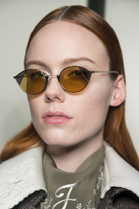 fendi-bks-f-rf18-4143.thumb.jpg.c13b2e47849d583fe363e997aeb8b36b.jpg