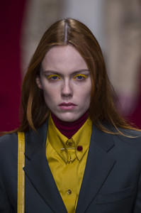 ferragamo-clpa-rf18-6263.thumb.jpg.2f0456dd2f0b5a468a530c70590ae3f0.jpg