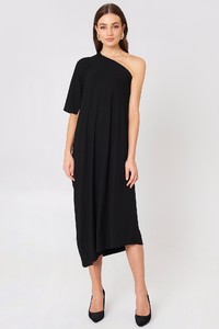 filippa_k_asymmetric_evening_dress_1039-000269-0002_01c.jpg