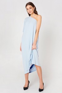 filippa_k_asymmetric_evening_dress_1039-000269-8206_01c.jpg