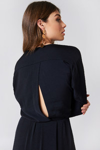 filippa_k_drapey_wrap_dress_1039-000266-0018_04g.jpg