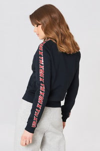 gigi_hadid_team_ls_sweatshirt_1478-000132-0681_02b.jpg