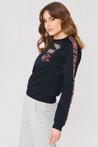 gigi_hadid_team_ls_sweatshirt_1478-000132-0681_04a.jpg